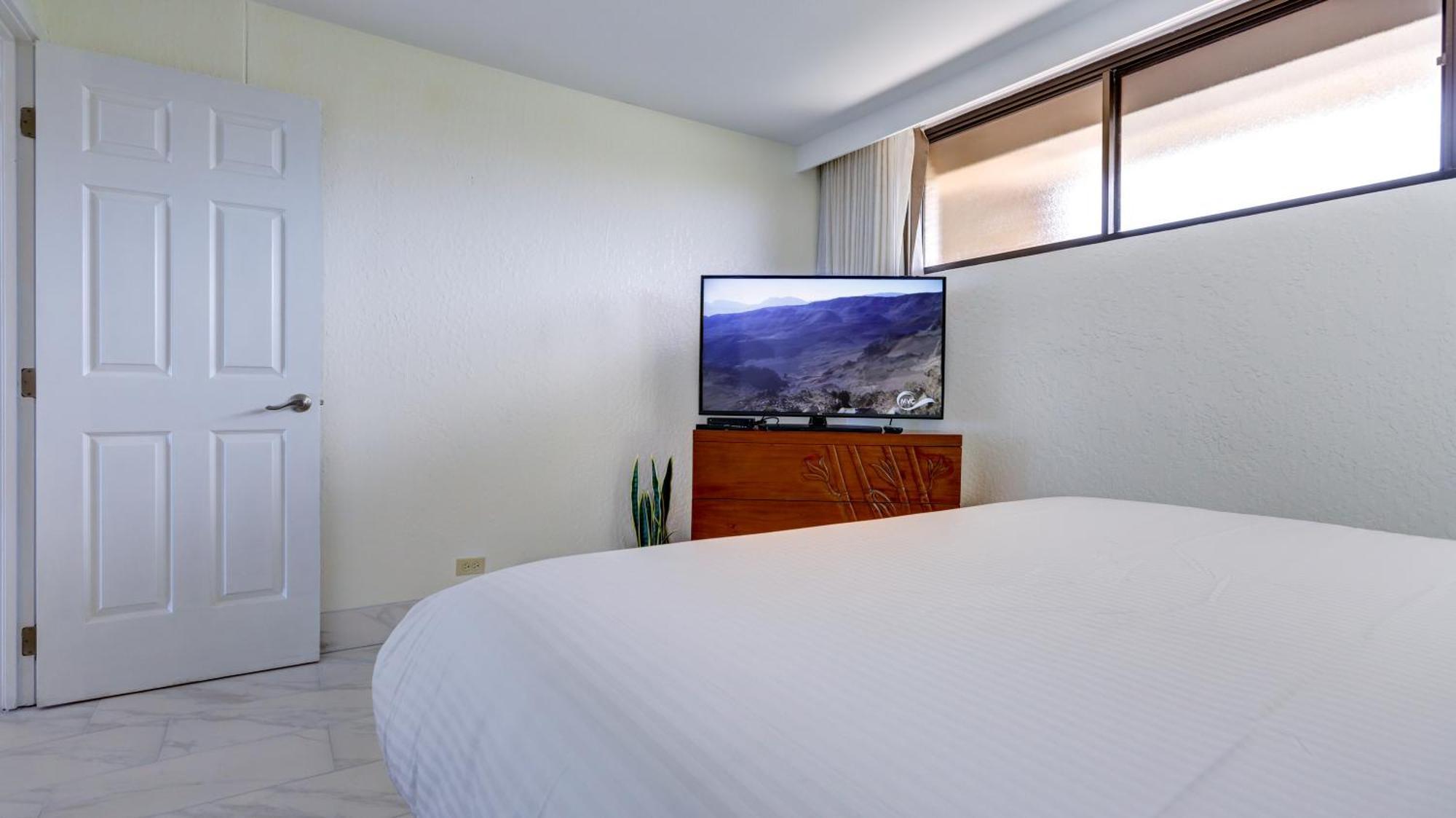 Maui Westside Presents: Kaanapali Shores 733 Stunning Ocean Views New Listing لاهينا المظهر الخارجي الصورة